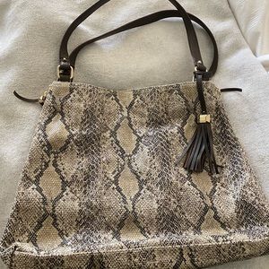 Stella and Dot faux snake skin purse